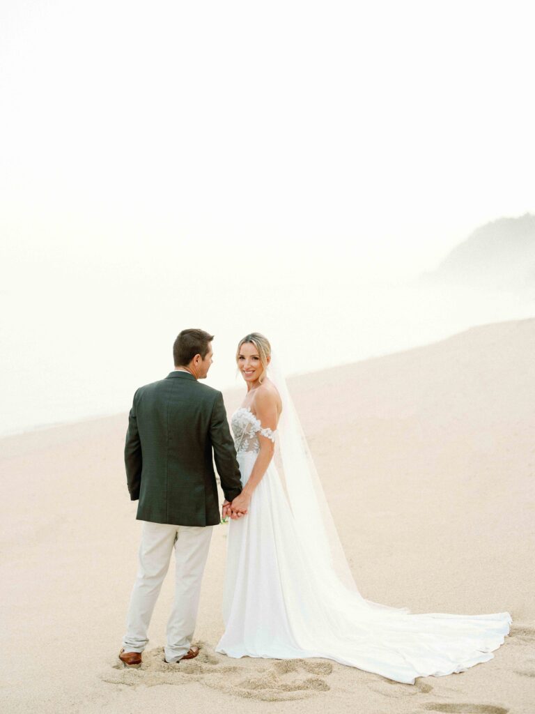 bali elopement wedding beach couple portrait intimate destination wedding documentary photography south bali