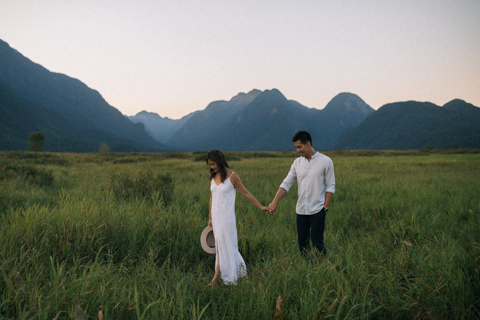 Dave and Winnie couple session Pitt Meadows — documentary photographer Lucky Junansa