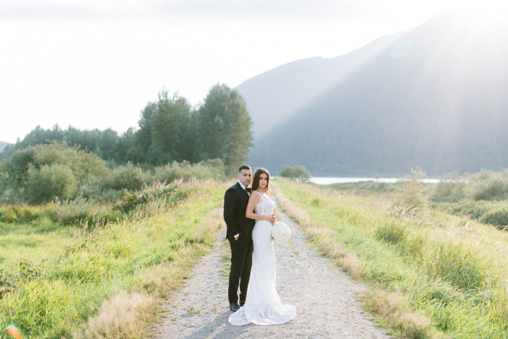 Golden hour couple session in British Columbia — Bali wedding photographer Lucky Junansa