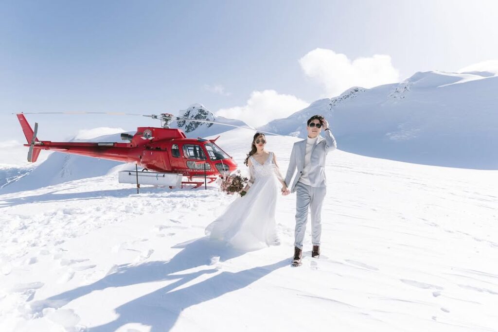 Helicopter wedding photography in Whistler BC — Lucky Junansa, Bali wedding photographer